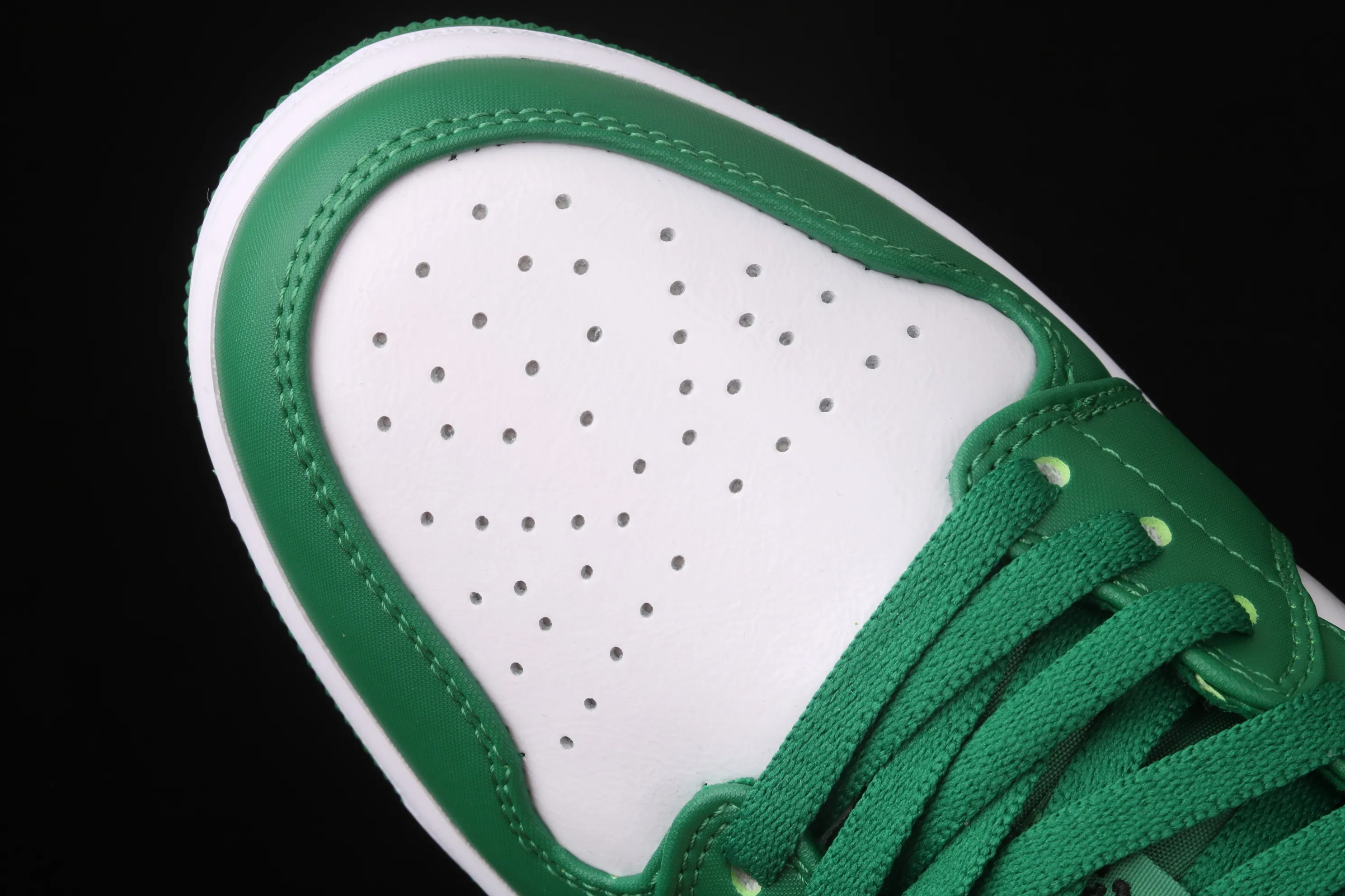 All categories Air Jordan Jordan series basketball shoes Air Jordan 1 Low New version Air Jordan 1 Low AJ1 Joe 1 low top leather cultural and leisure sports sneakers 553558-301
